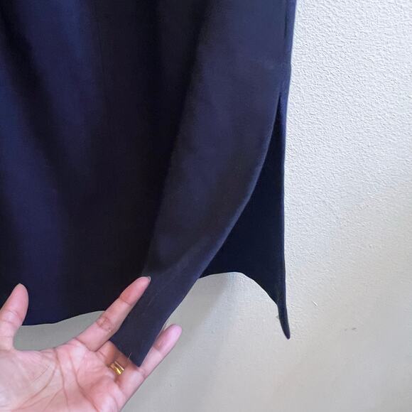 Trina Turk Midnight Blue Side Slits Blouse Sleeveless Tops Women's Size 6 NWT - Picture 4 of 5